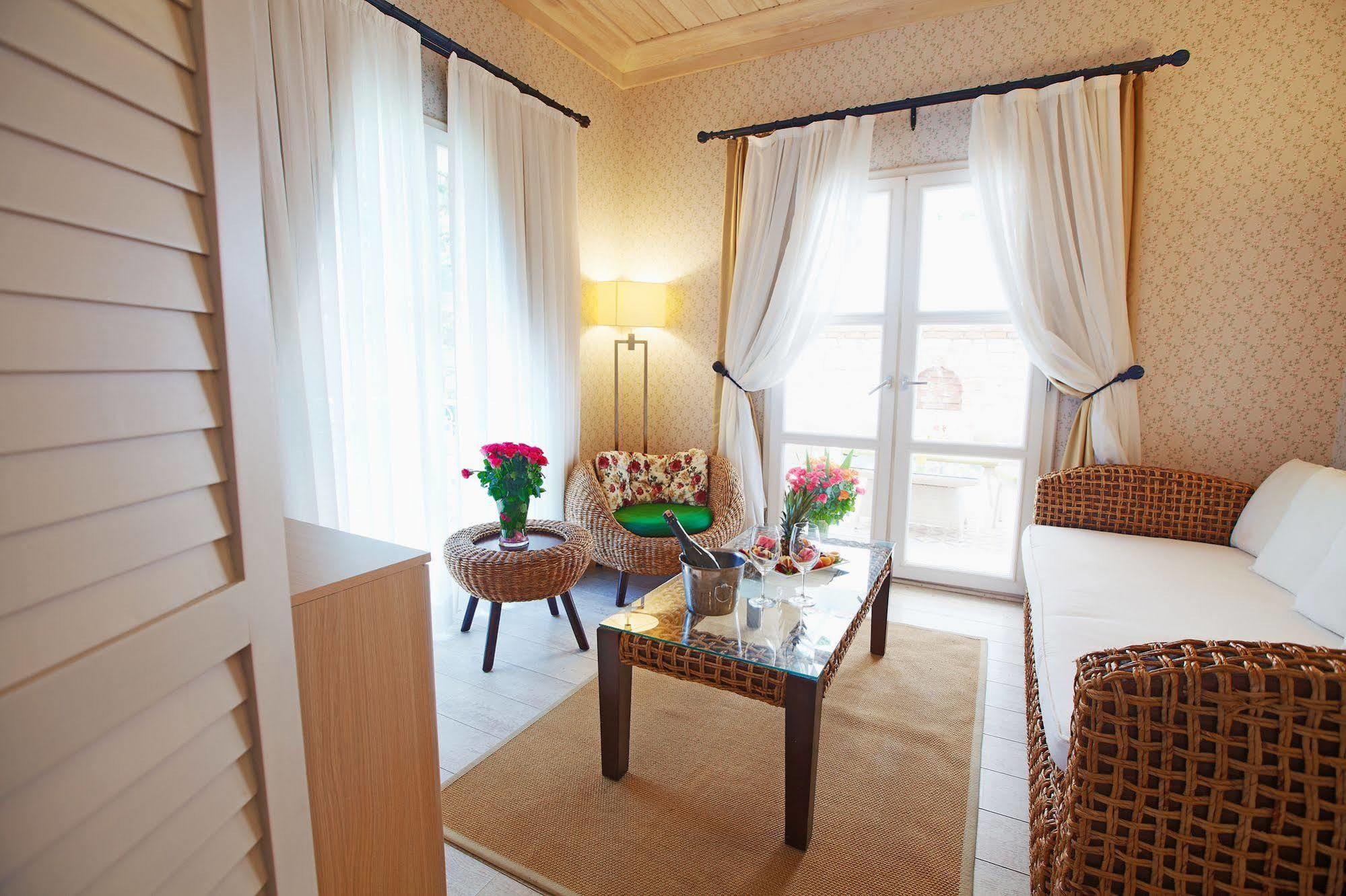 Casa Oliva Alacati - Adults Only 14 Plus Экстерьер фото